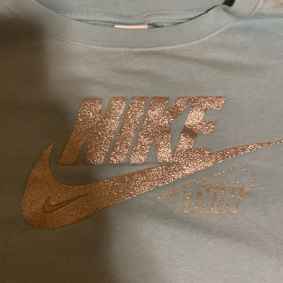 Nike sweater size small - Picture 2 of 4